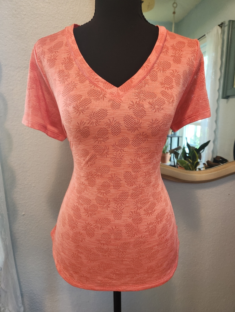 Tommy Bahama Coral Pineapple V-Neck Short Sleeve Tee